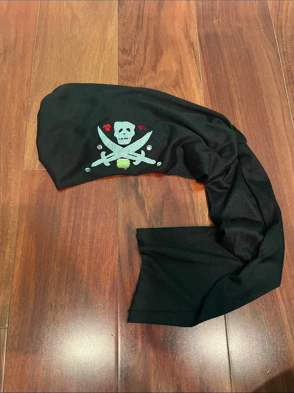 Black Skull & Crossbones Bandana Headscarf